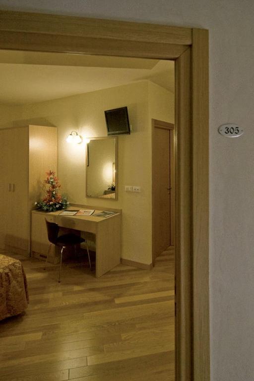 Hotel Granducato مونتيلوبو فيورنتينو المظهر الخارجي الصورة